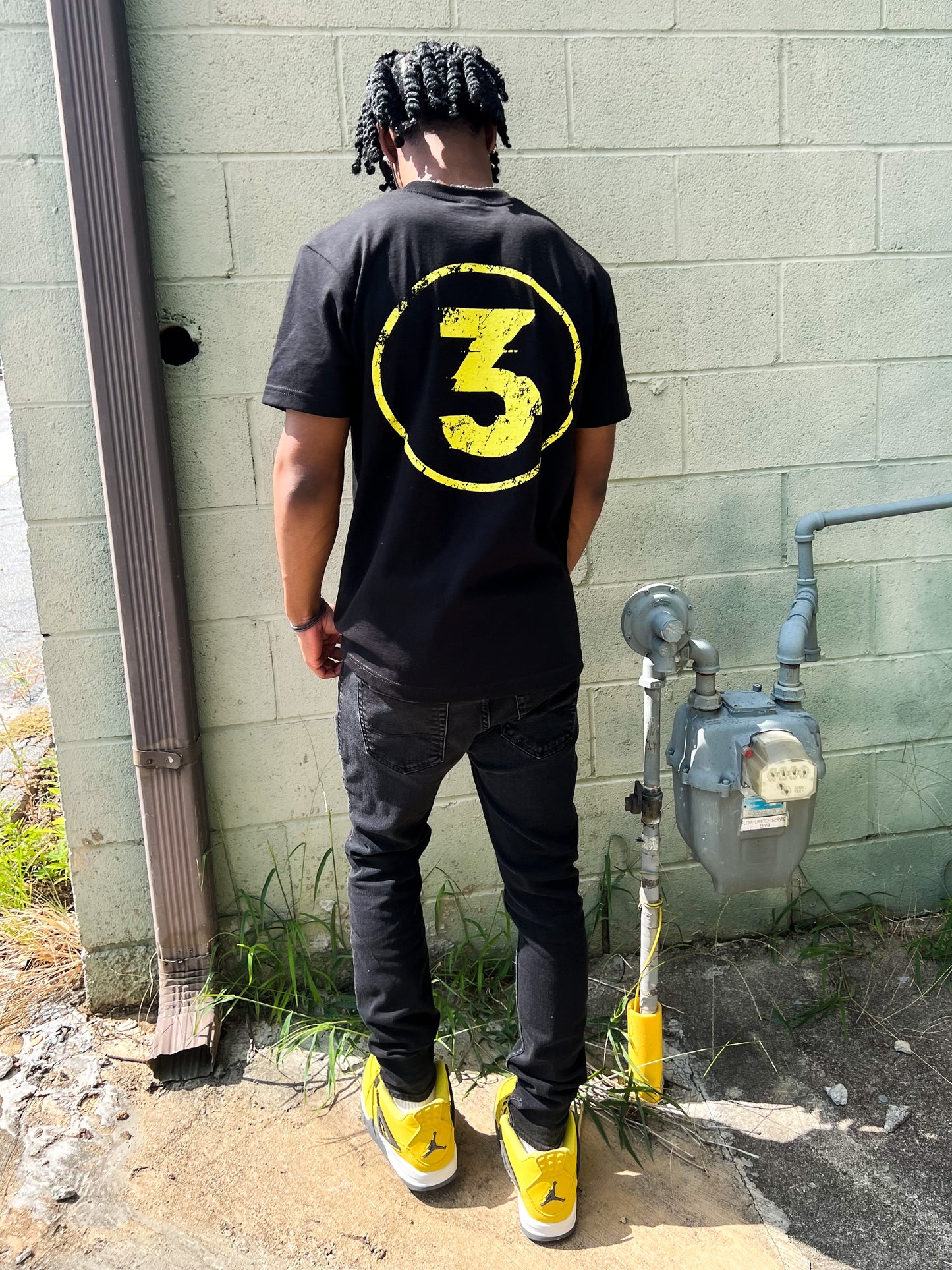 REBORN "3" TEE (black/yellow)